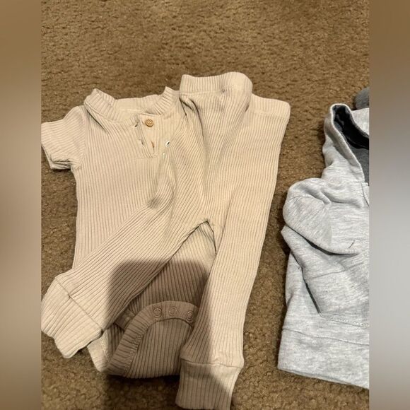 Disney Mickey Mouse Two Piece Baby Outfit Bundle Size 0-3 M - Picture 4 of 12